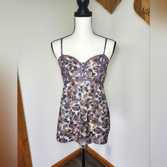 🌸 Xhilaration Patterned Tank Top Shirt - Picture 1 of 5